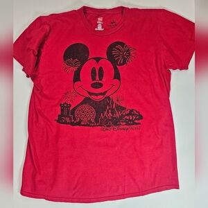 Mickey Mouse T-shirt Mens Large Red Black Graphic‎ Walt Disney World Hanes Tee